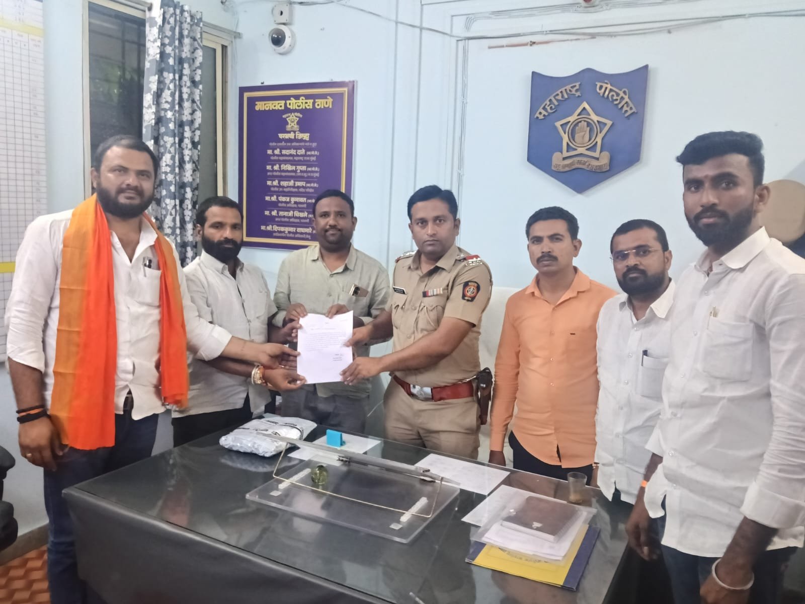 *मनोज जरांगे पाटील यांच्या उपोषणाला मानवत येथे पाठिंबा उद्या मानवत तालुका कडकडीत बंदची सकल मराठा समाजाची हाक*