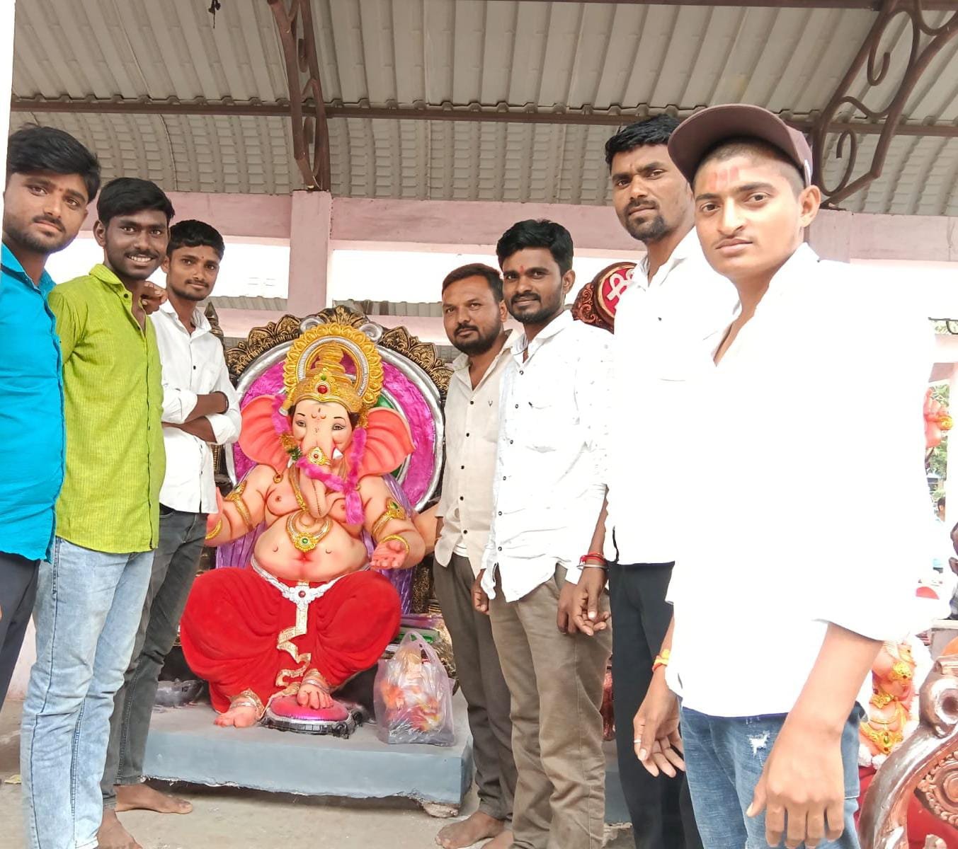 *वझूर खु. येथे गणरायाची मूर्ती प्राण प्रतिष्ठापना उत्साहात संपन्न*
