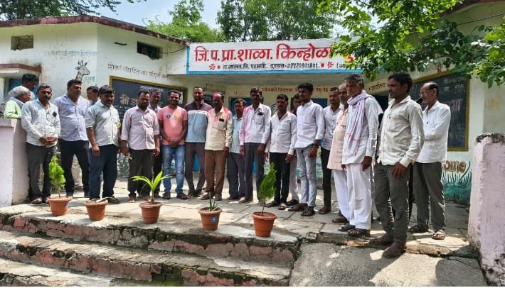 *किन्होळा बु. शाळा व्यवस्थापन समिती अध्यक्षपदी मुंजाजी कदम यांची तर उपाध्यक्ष पदी ज्ञानेश्वर गायकवाड यांची बिनविरोध निवड*> सर्व स्तरातून अभिनंदनाचा वर्षाव